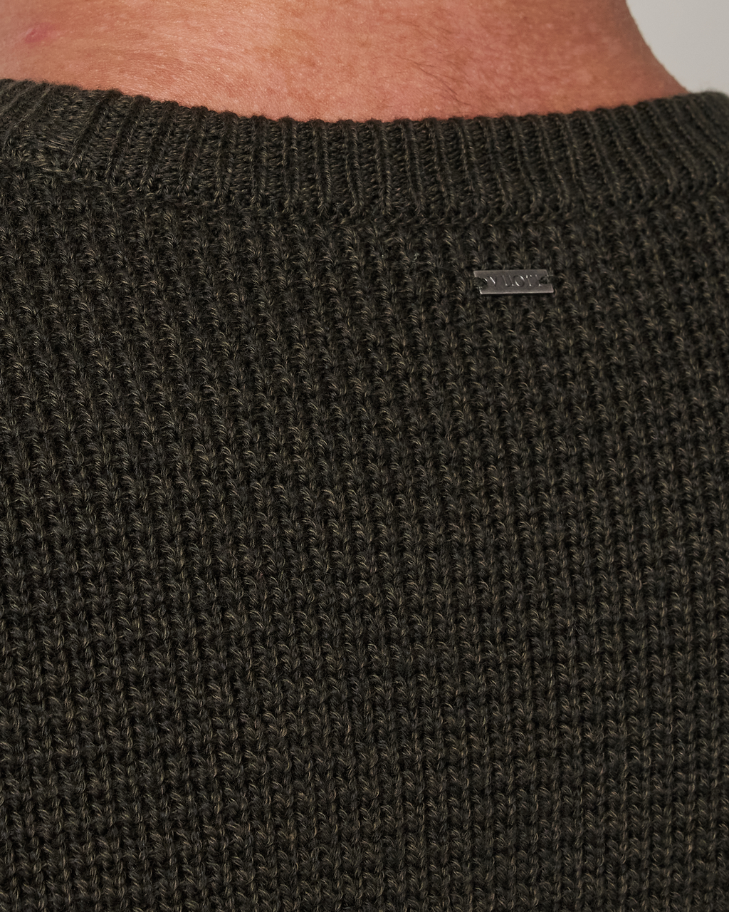Denver Waffle Crew Sweater | Black