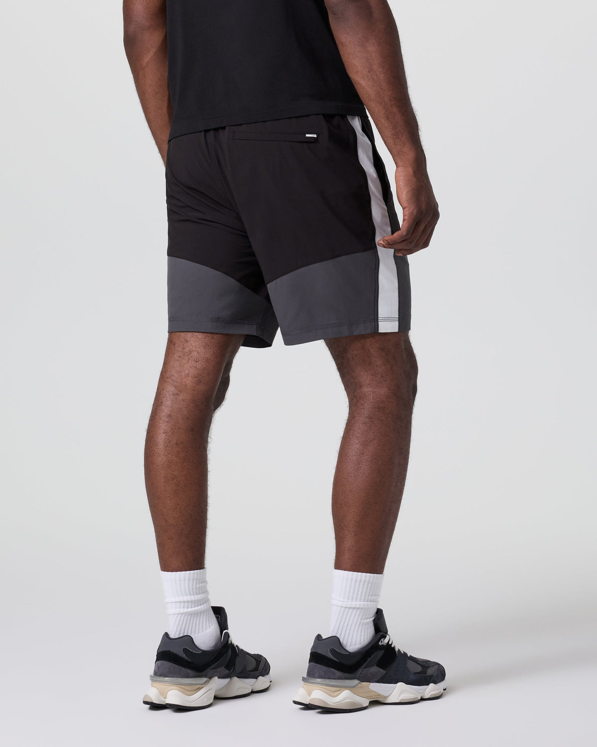 Kore Short X1 Lined Classic Fit 7" | Black/Dark Pewter/Salt