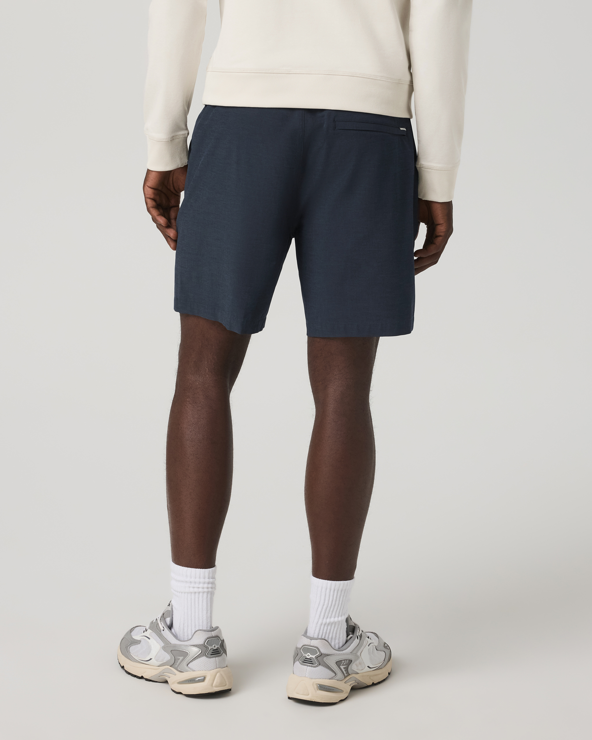 Aim Elastic Waist Short 7" | Concrete Linen Texture