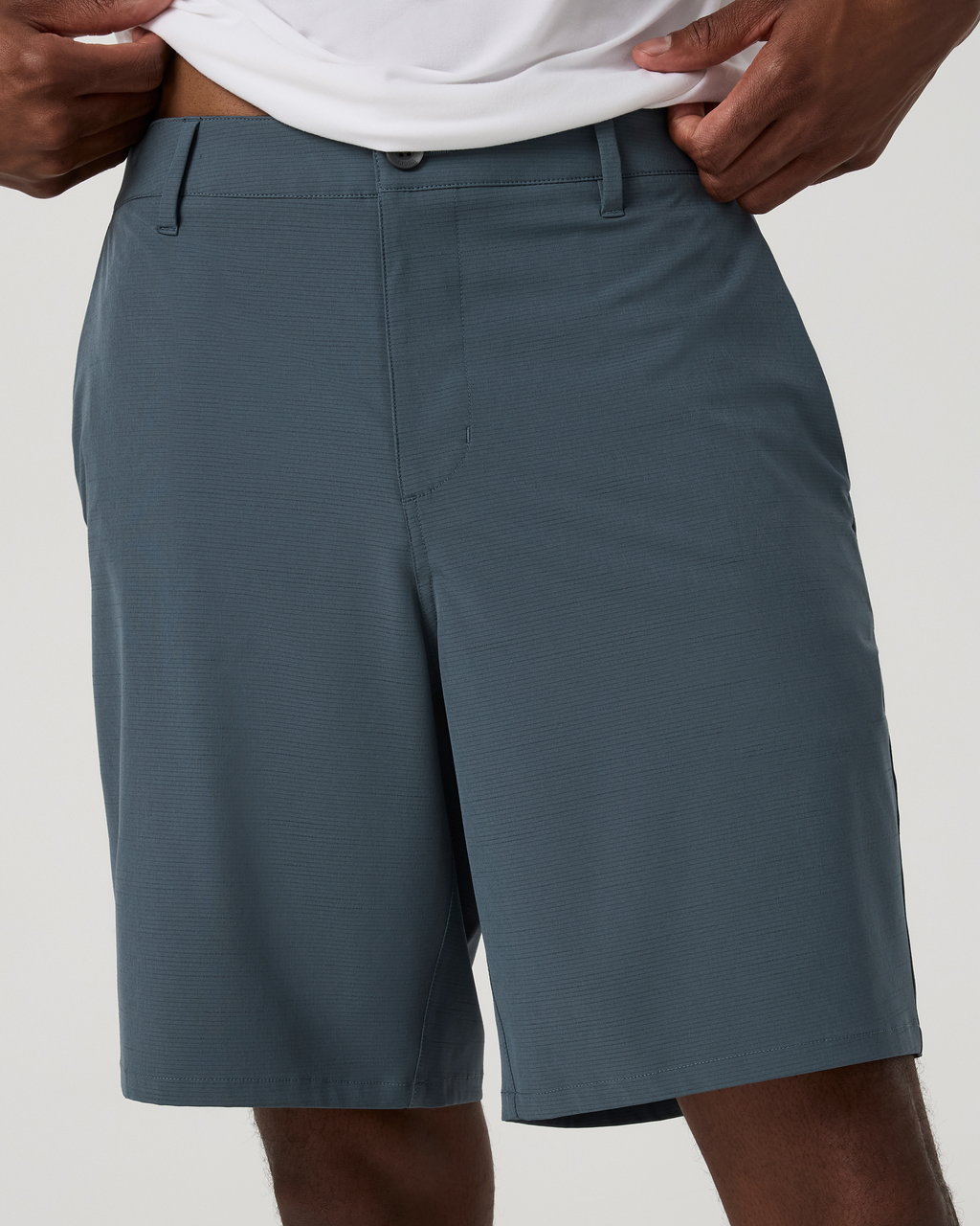 Aim Short 8" | Bay Blue Linen Texture