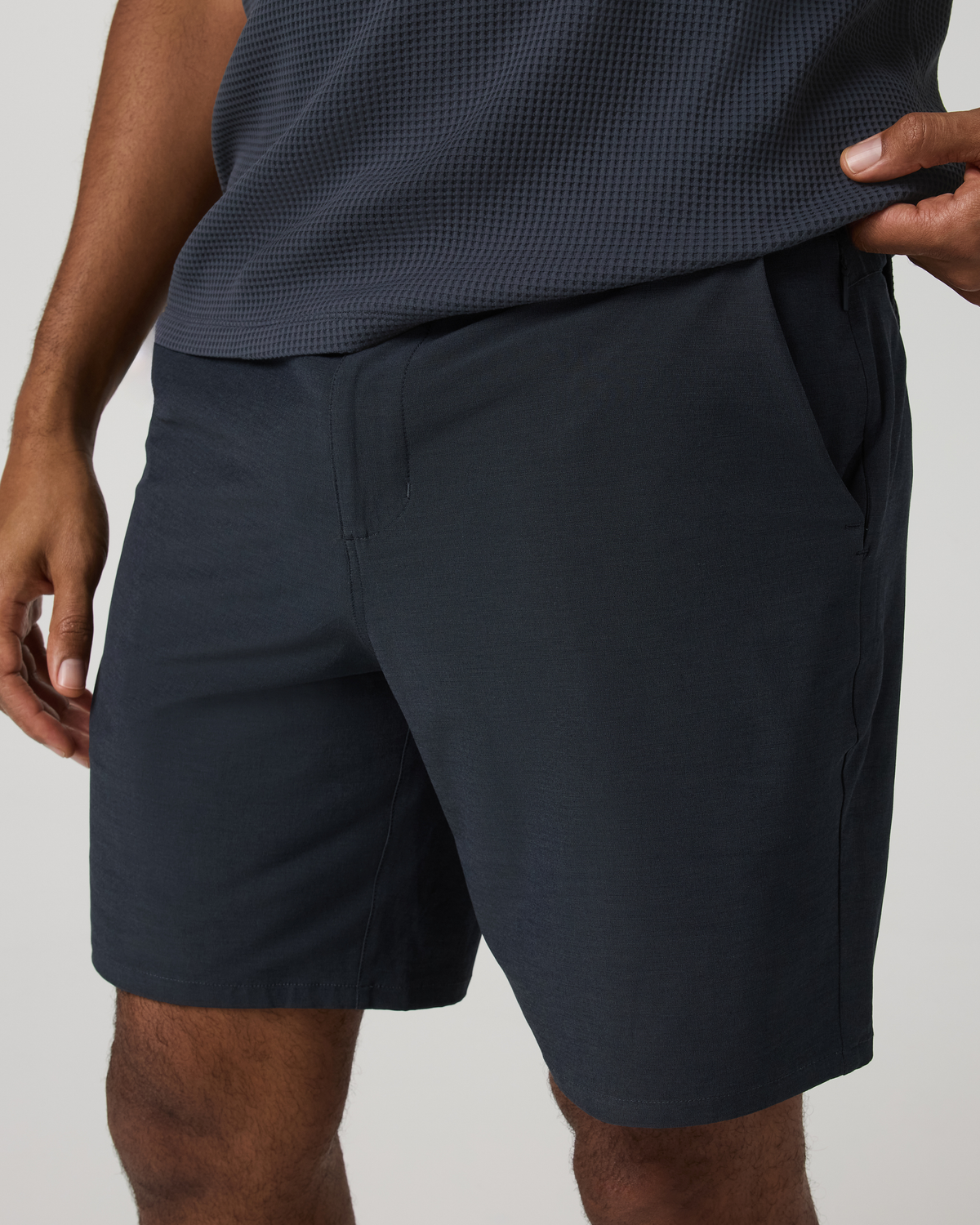 Aim Short 8" | Khaki Linen Texture