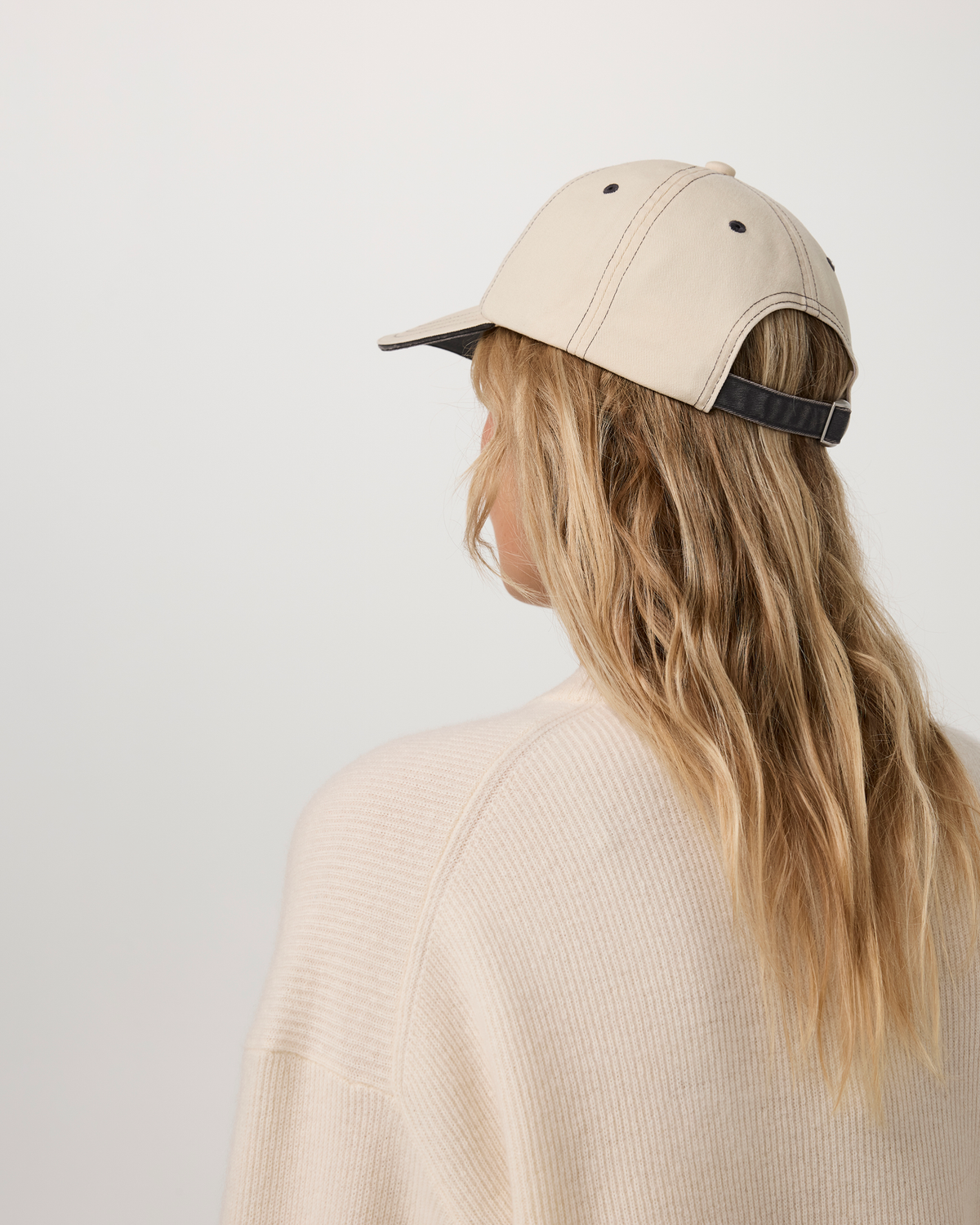 Contrast Stitch Hat | Dark Pewter