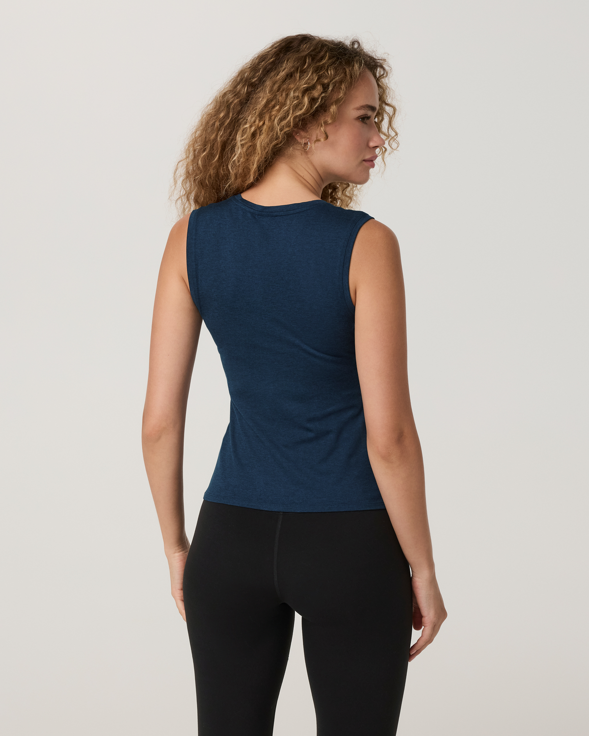 Halo Essential Scoop Tank - Long | Blue Coast Heather