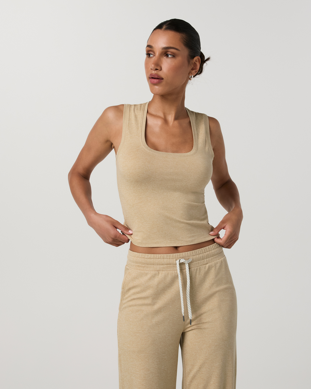 Halo Essential Scoop Tank | Hemlock Heather