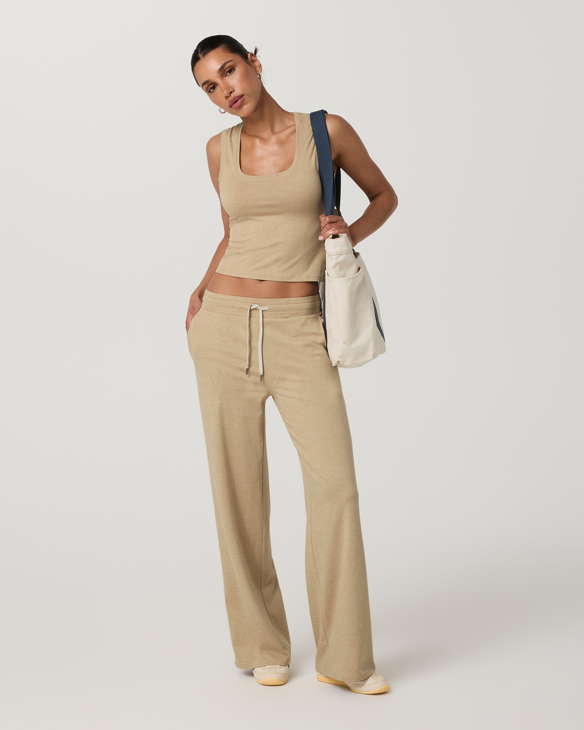 Halo Essential Scoop Tank | Bloom Heather