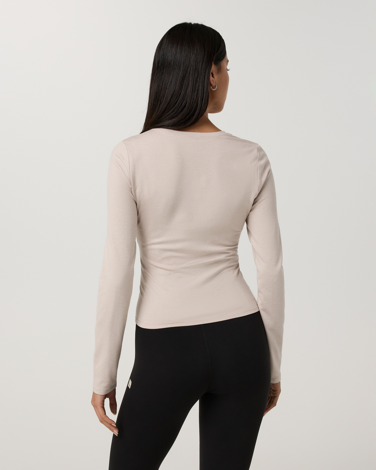 Long Sleeve Halo Essential Scoop | Black Tonal
