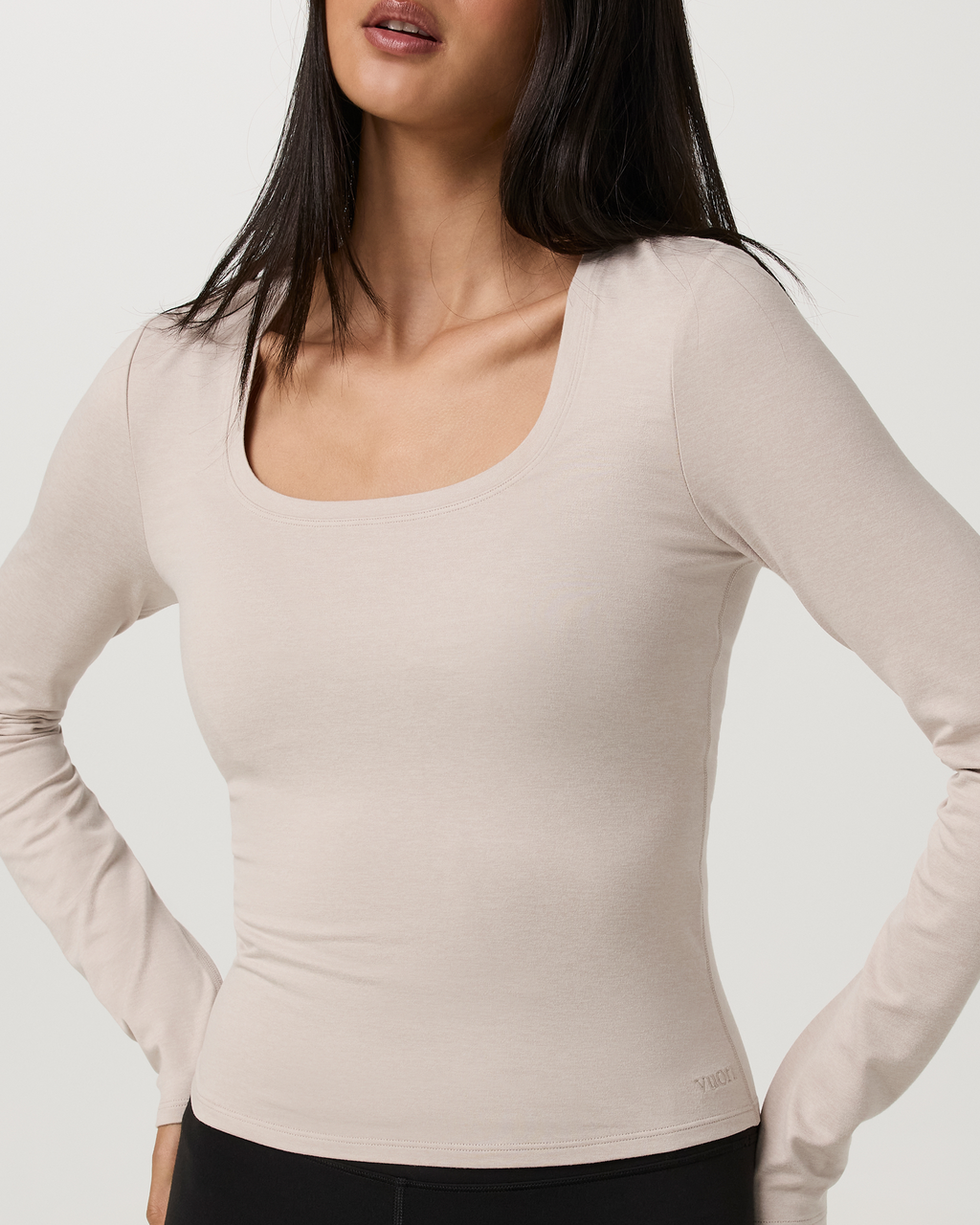 Long Sleeve Halo Essential Scoop | Black Tonal