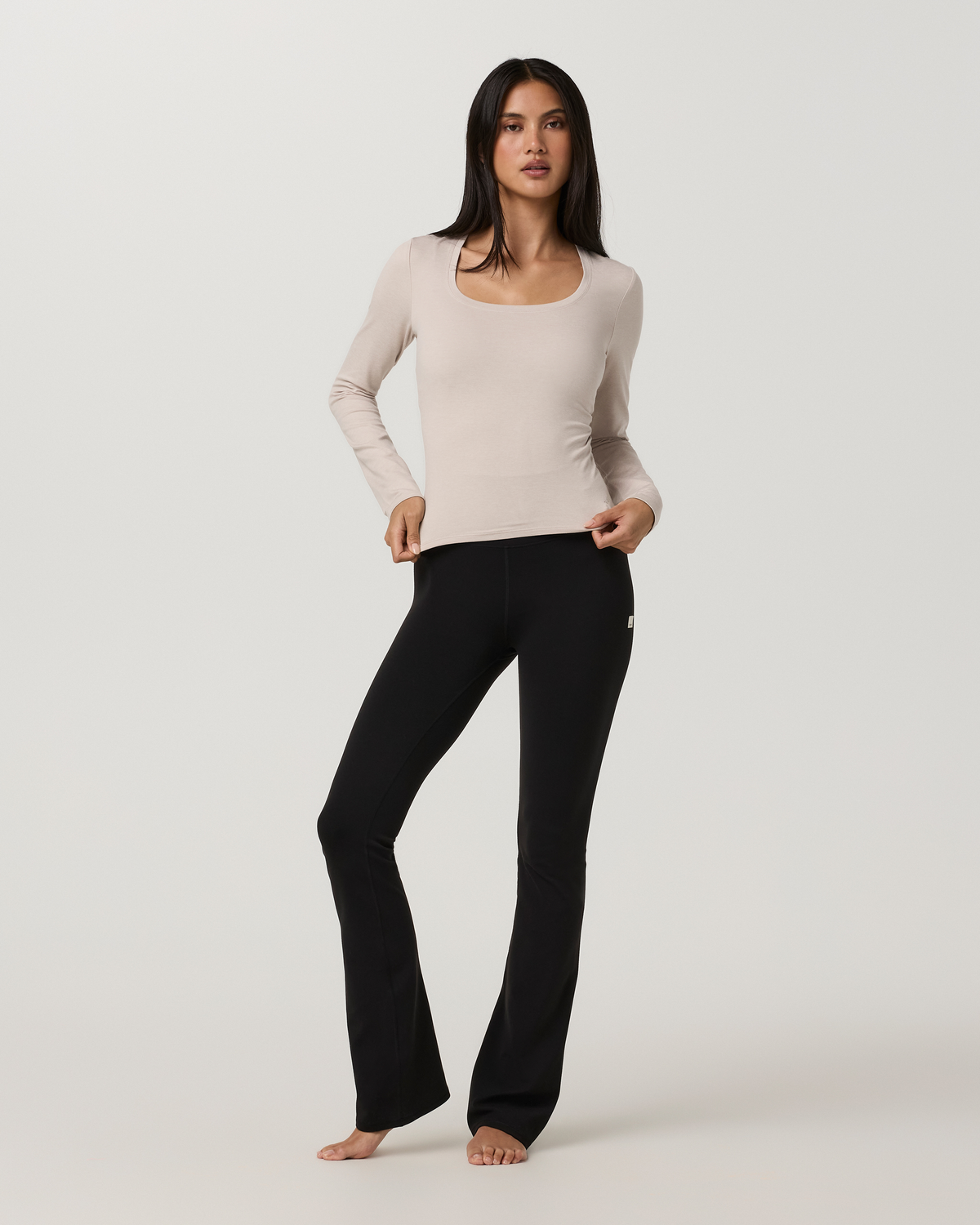 Long Sleeve Halo Essential Scoop | Black Tonal