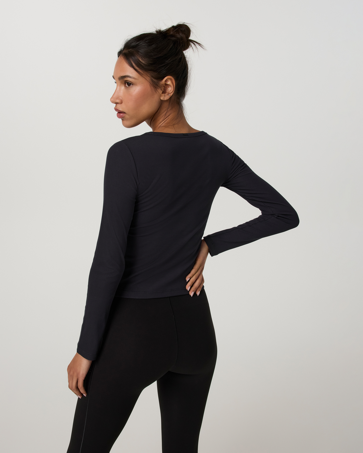 Long Sleeve Pose Subtle Scoop | Celestial