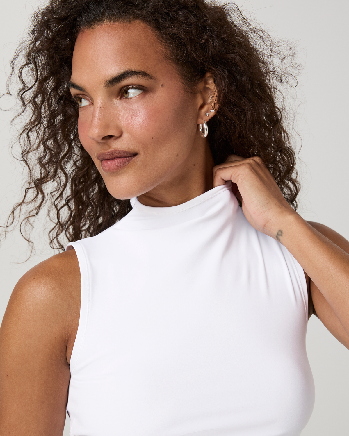 Daily Muscle Tank | White