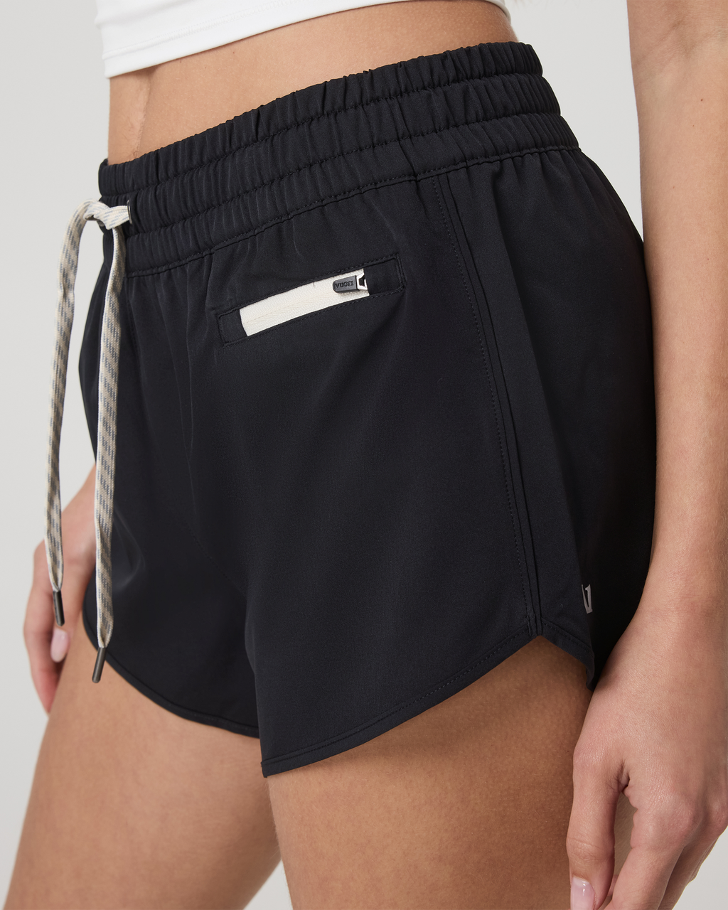 Clementine 2.0 Short 4" | Crimson
