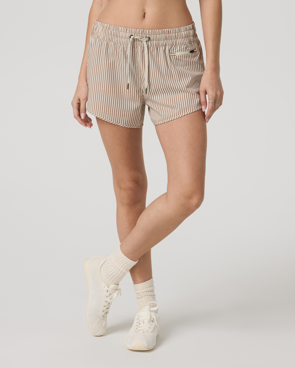 Clementine 2.0 Short 2.5" | White