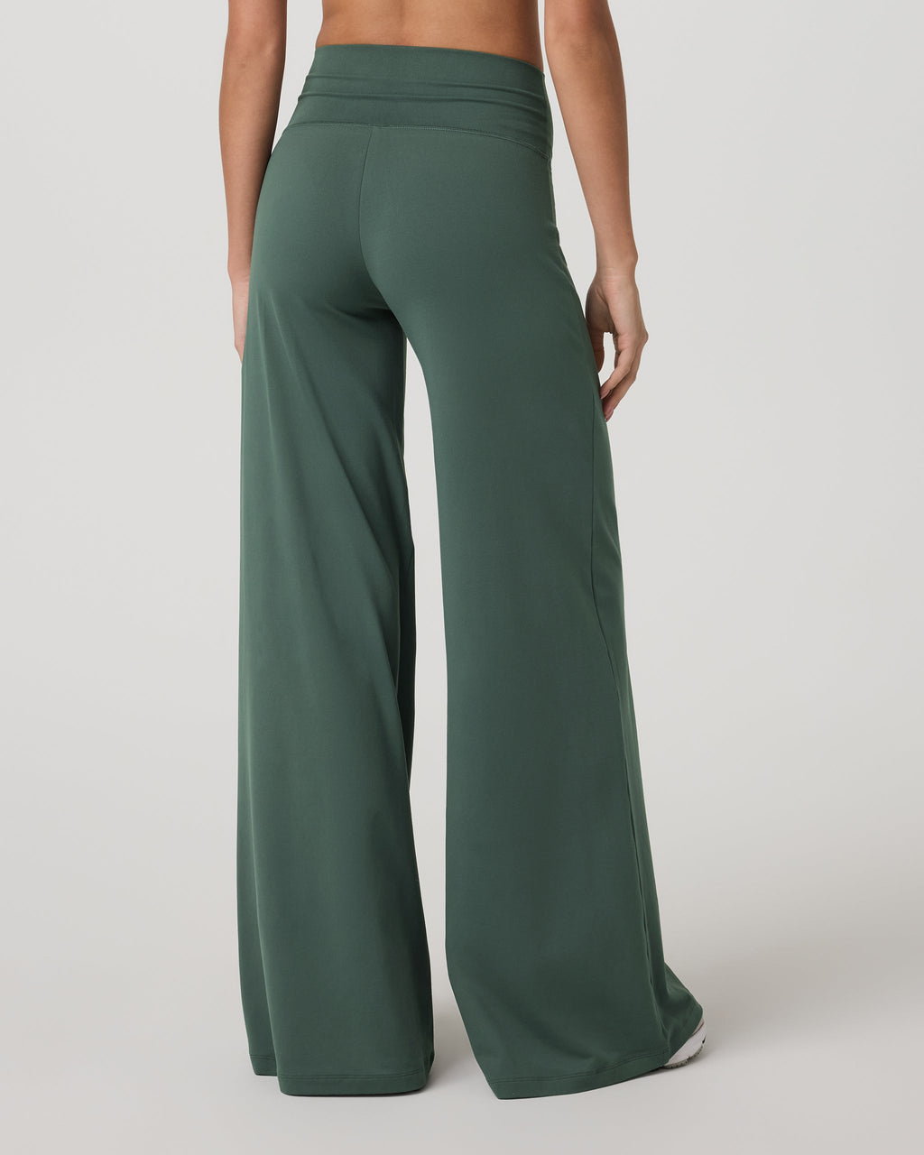 Halo Easy Wideleg Pant - Short | Coastal Fog Heather