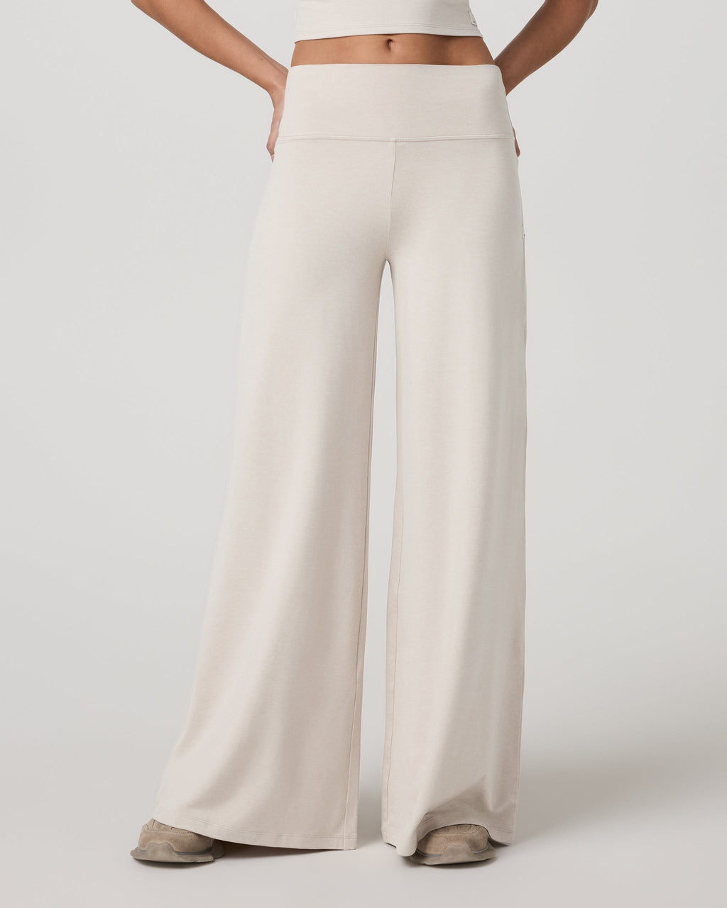 Halo Easy Wideleg Pant - Short | Solid Black