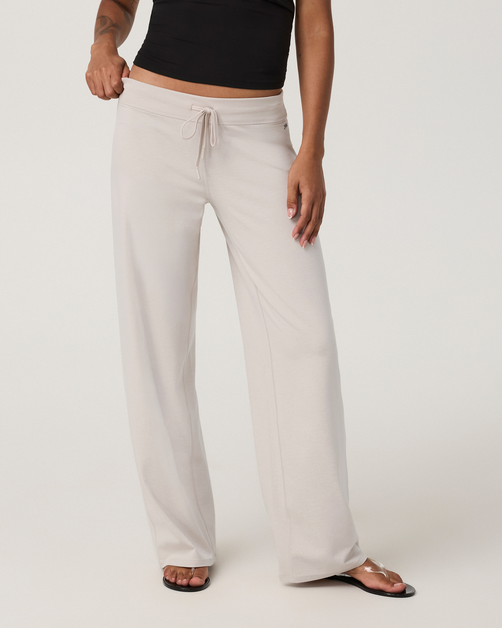 Halo Low Rise Straight Leg Pant - Short | Army Heather