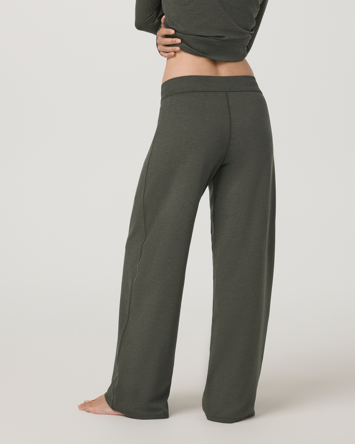 Halo Low Rise Straight Leg Pant - Long | Solid Black