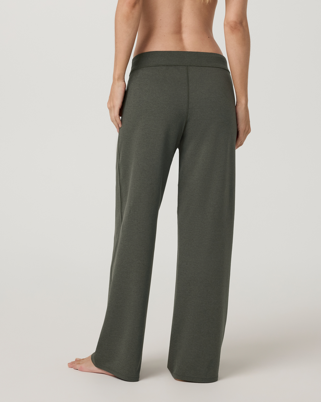 Halo Low Rise Straight Leg Pant - Short | Army Heather
