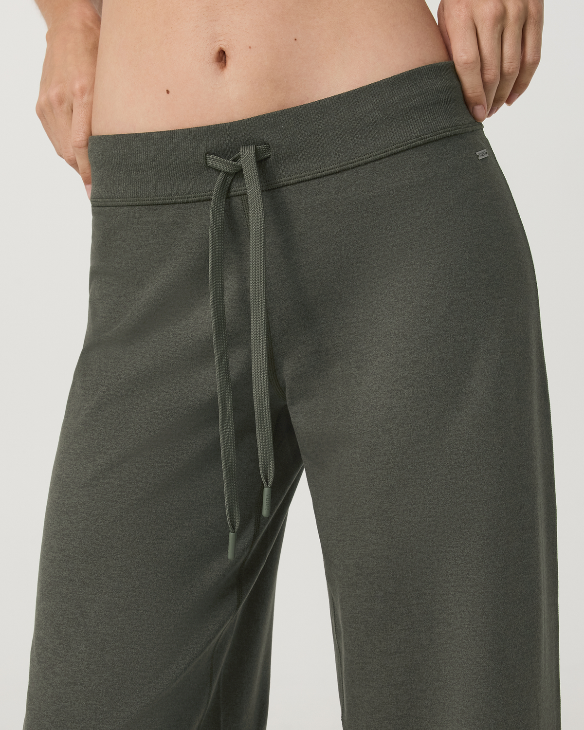 Halo Low Rise Straight Leg Pant | Army Heather