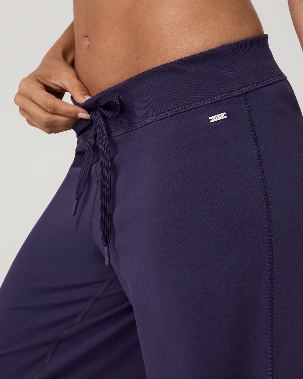 Halo Low Rise Straight Leg Pant - Long | Solid Black