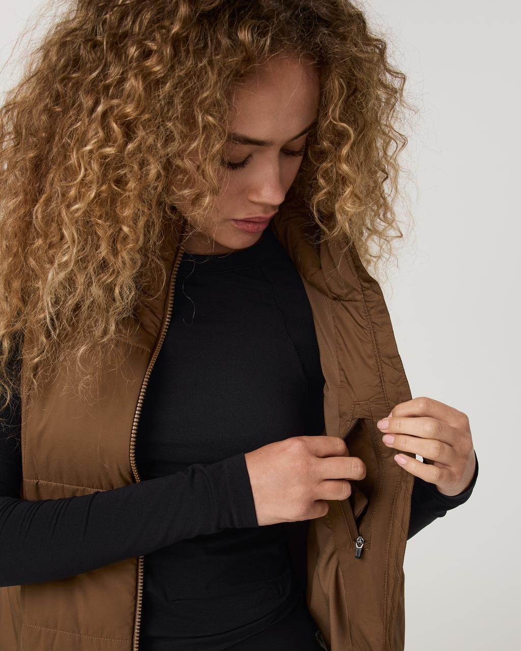 Canyon Insulated Sporty Vest | Bourbon